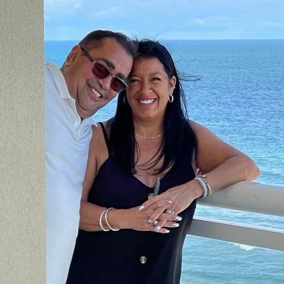 Meet your Posher, Michele - Picture 1 of 1